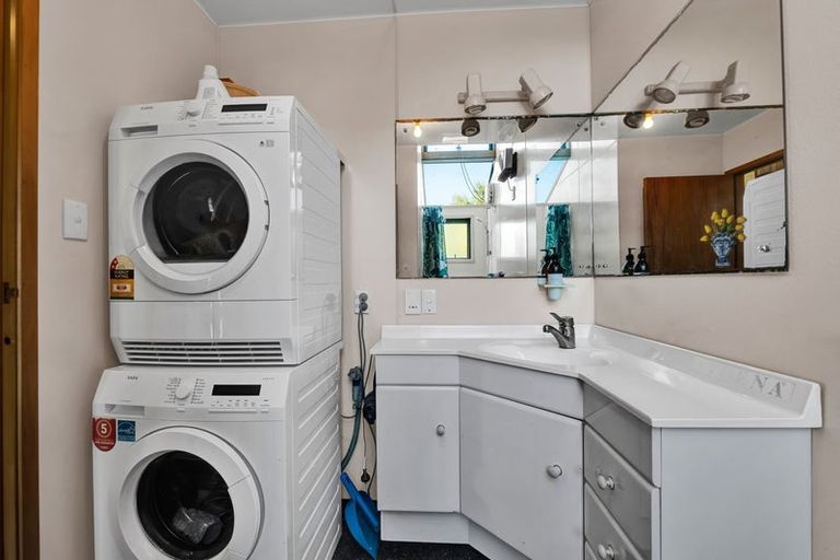 Photo of property in 38 Victoria Street, Patea, 4520