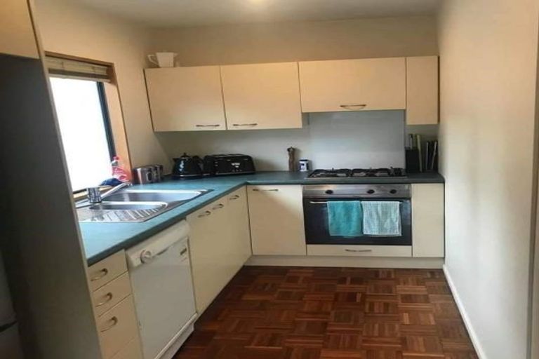 Photo of property in 2/3 Melrose Street, Christchurch Central, Christchurch, 8013