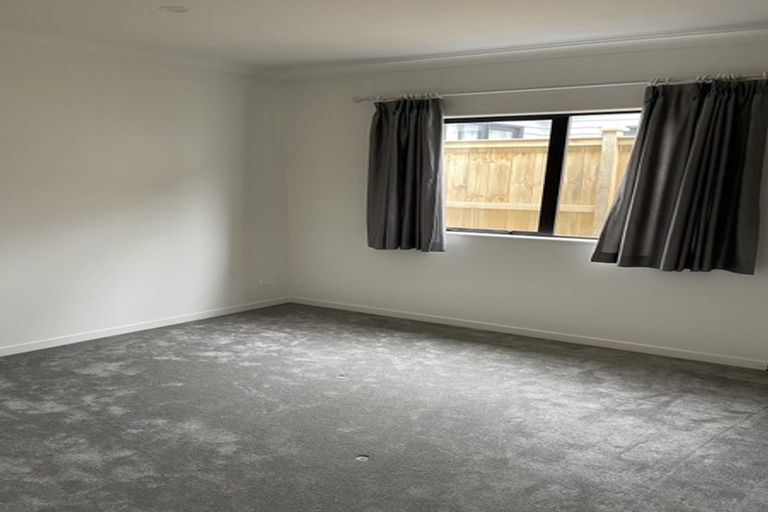Photo of property in 30 Drumconnell Drive, Flat Bush, Auckland, 2019