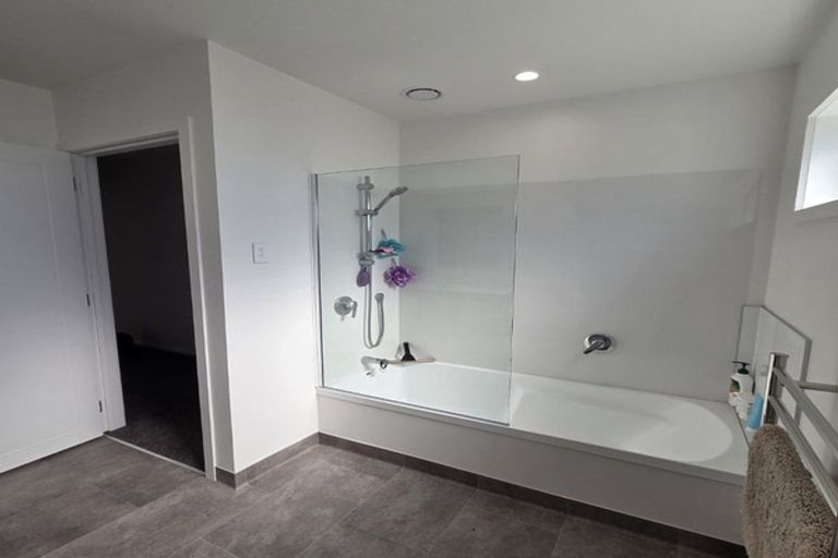 Photo of property in 9 Clyde Street, Ferndale, New Plymouth, 4310