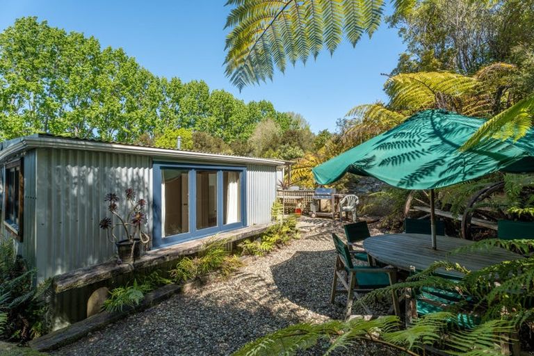 Photo of property in 140 Awa Awa Road, Tasman, Upper Moutere, 7173