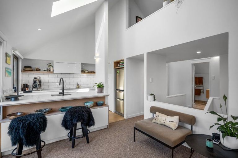 Photo of property in 21 Hauraki Road, Hauraki, Auckland, 0622