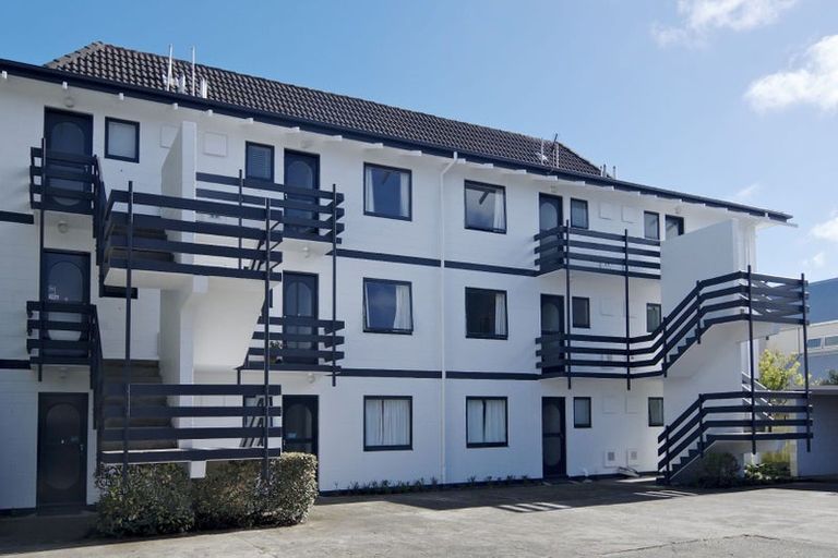 Photo of property in 31 Holly Road, St Albans, Christchurch, 8014