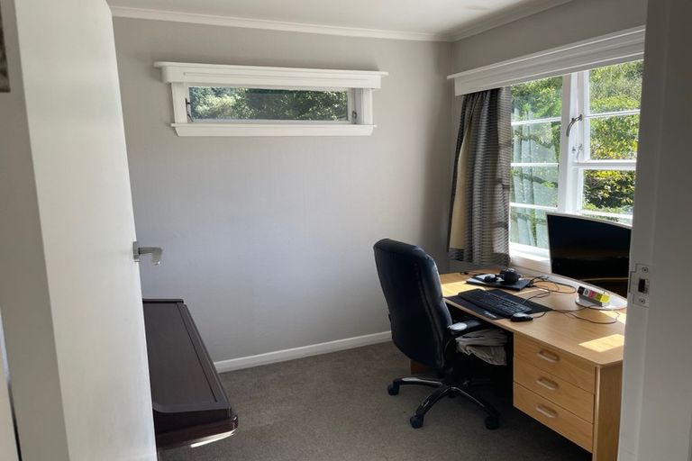 Photo of property in 65 Raukawa Street, Stokes Valley, Lower Hutt, 5019