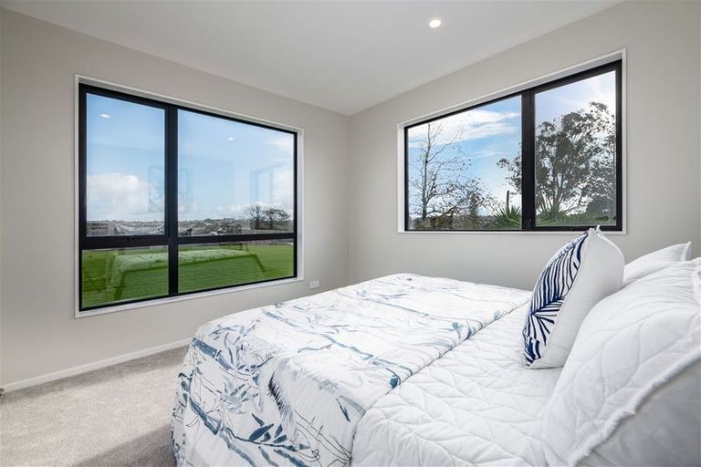 Photo of property in 6/644 Te Atatu Road, Te Atatu Peninsula, Auckland, 0610