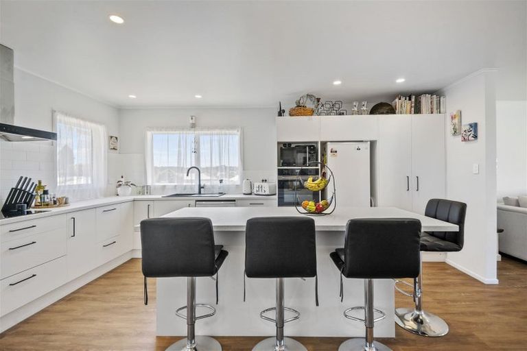 Photo of property in 12 Edinburgh Street, Tuakau, 2121