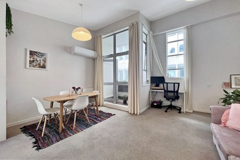 Photo of property in Dixonlane Apartments, 9/7 Feltex Lane, Te Aro, Wellington, 6011