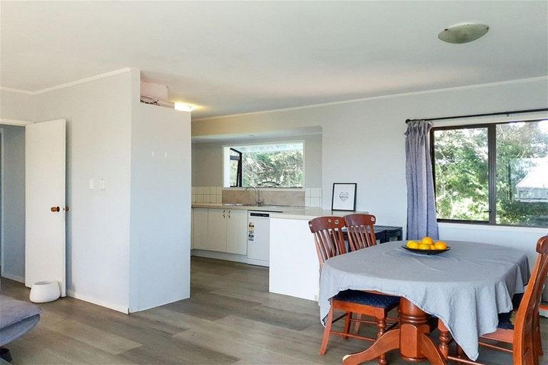 Photo of property in 13 Tui Grove, Paihia, 0200