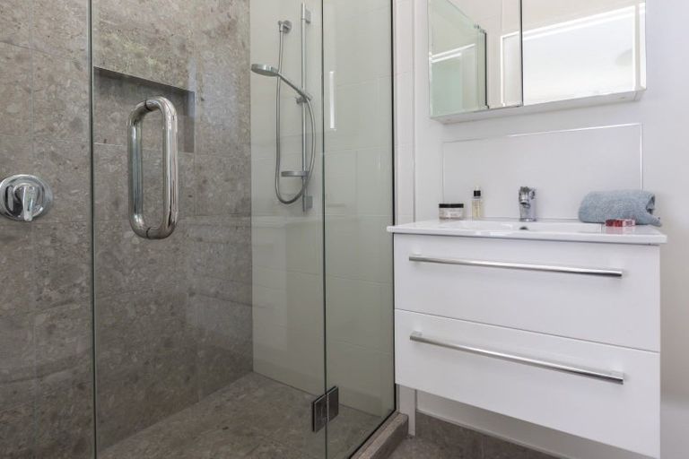Photo of property in 34 Harry Ell Drive, Cashmere, Christchurch, 8022