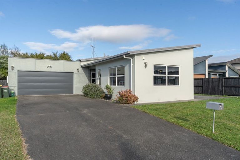 Photo of property in 21 Langdale Court, Huntington, Hamilton, 3210