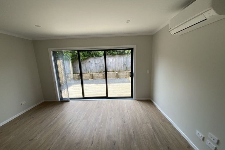 Photo of property in 9/125b Metcalfe Road, Ranui, Auckland, 0612