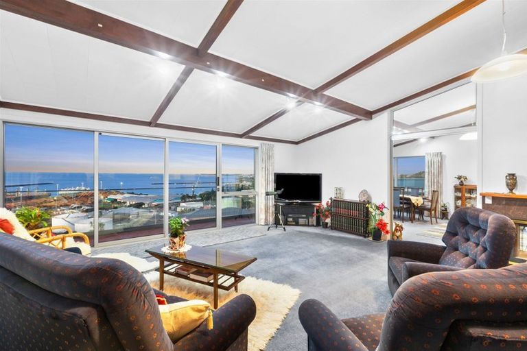 Photo of property in 19 Findlay Street, Moturoa, New Plymouth, 4310