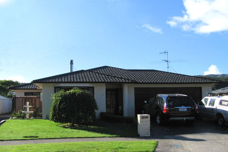 Photo of property in 24 Kawatiri Grove, Wainuiomata, Lower Hutt, 5014