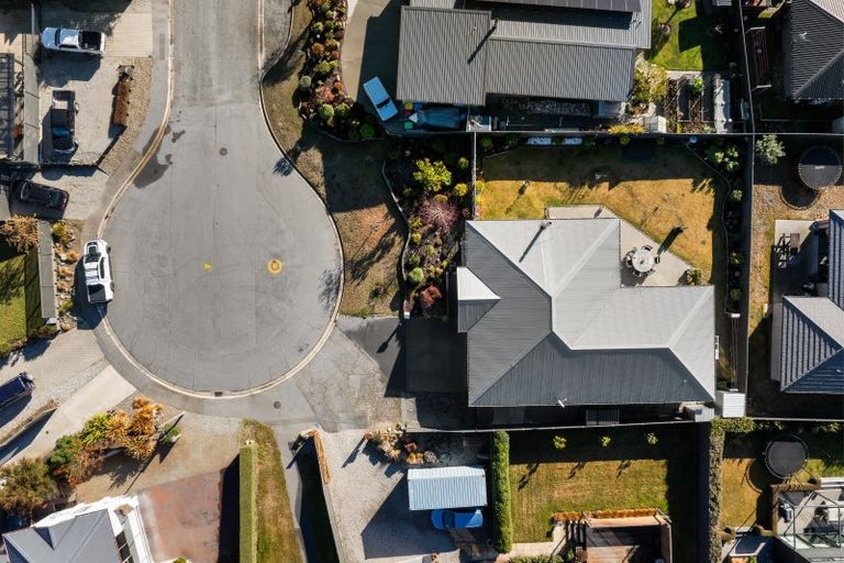 Photo of property in 8 Austral Place, Cromwell, 9310