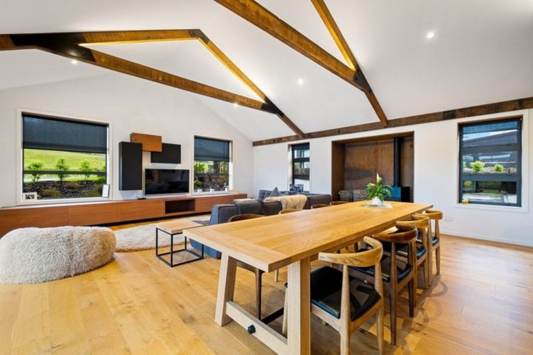 Photo of property in 49 Kirimoko Crescent, Wanaka, 9305