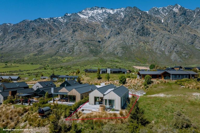 Photo of property in 11a Double Cone Road, Jacks Point, Queenstown, 9371