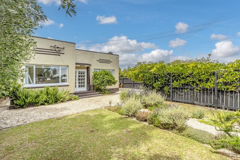 Photo of property in 89 Aorangi Road, Bryndwr, Christchurch, 8053