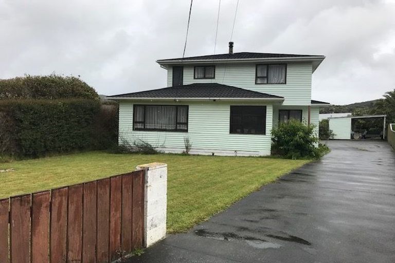 Photo of property in 11 Miles Crescent, Wainuiomata, Lower Hutt, 5014
