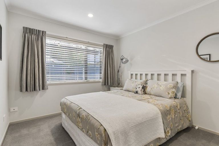 Photo of property in 14 Putaka Place, Papamoa Beach, Papamoa, 3118