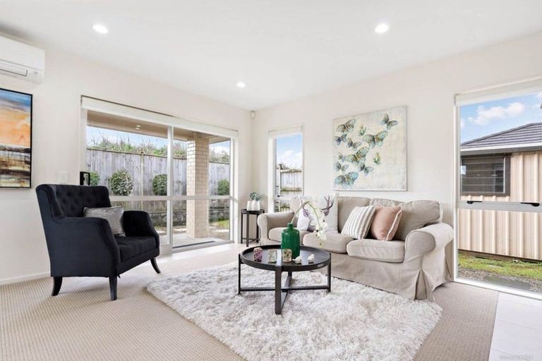 Photo of property in 99 Bayvista Drive, Karaka, Papakura, 2113