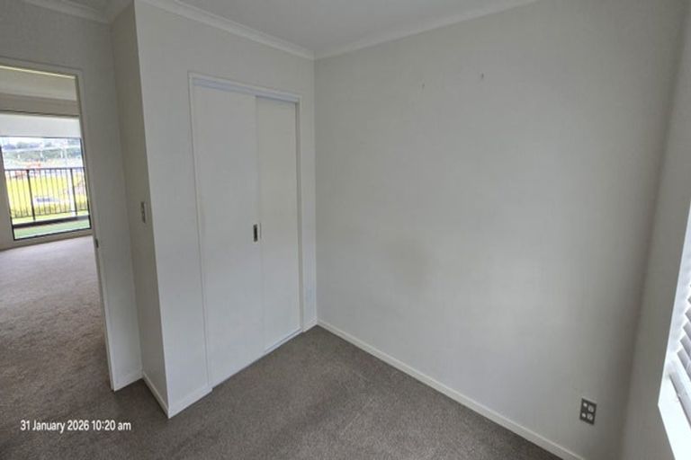 Photo of property in 1/2 Mahalo Avenue, Wiri, Auckland, 2104