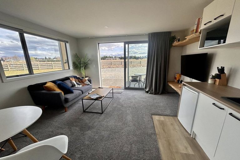 Photo of property in 21 Peak Drive, Twizel, 7901