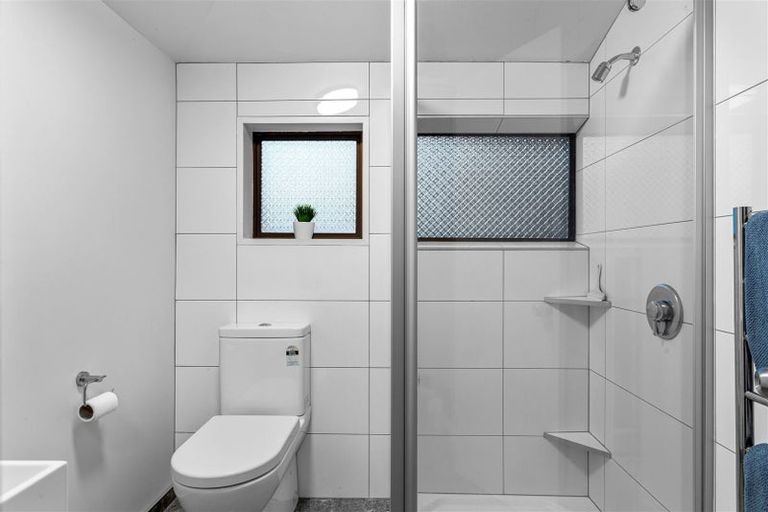 Photo of property in 10 Rembrandt Place, Burnside, Christchurch, 8053