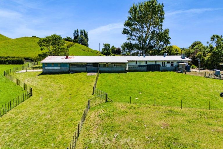 Photo of property in 12 Toko Road, Toko, Stratford, 4392