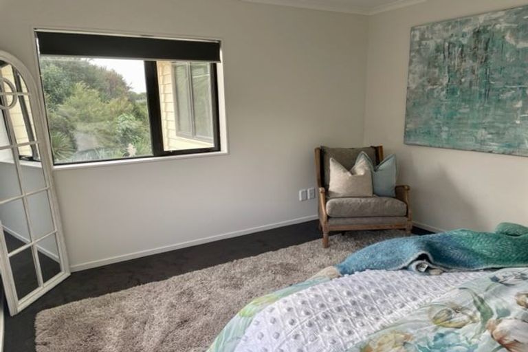Photo of property in 125 Keri Vista Rise, Papakura, 2110