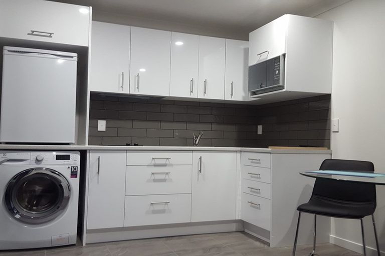 Photo of property in 47 Moyne Avenue, Milson, Palmerston North, 4414