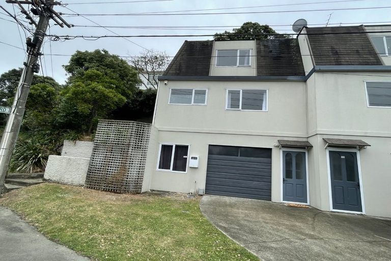 Photo of property in 54 Hohiria Road, Hataitai, Wellington, 6021