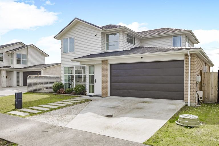 Photo of property in 67 Sapwood Crescent, Takanini, 2110