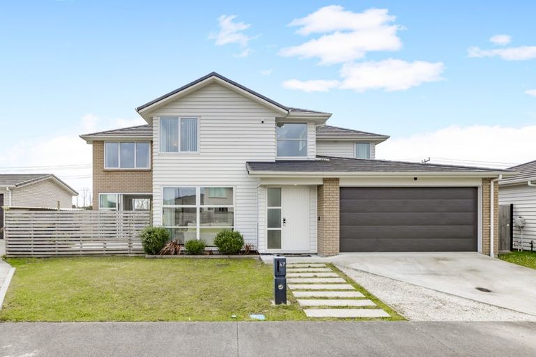 Photo of property in 67 Sapwood Crescent, Takanini, 2110
