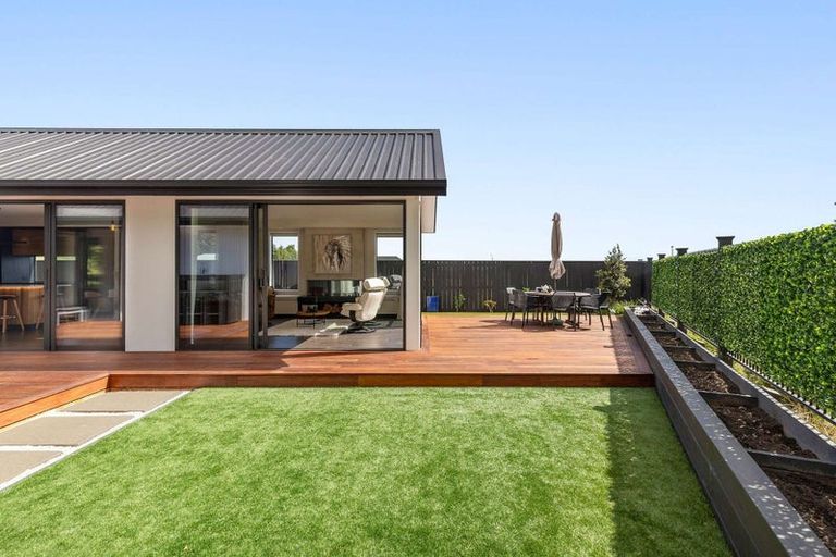 Photo of property in 13 Oakhill Lane, Richmond, 7020