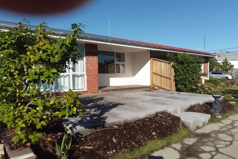 Photo of property in 1/192 Olliviers Road, Linwood, Christchurch, 8011
