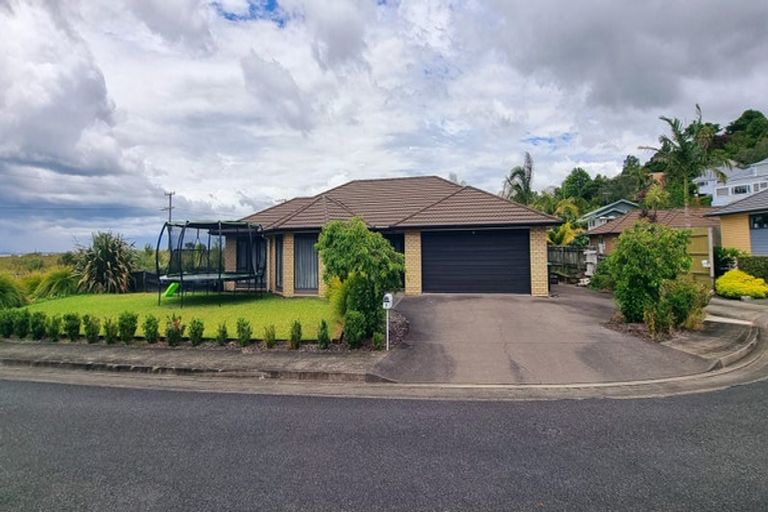 Photo of property in 1 Charlise Place, Onerahi, Whangarei, 0110