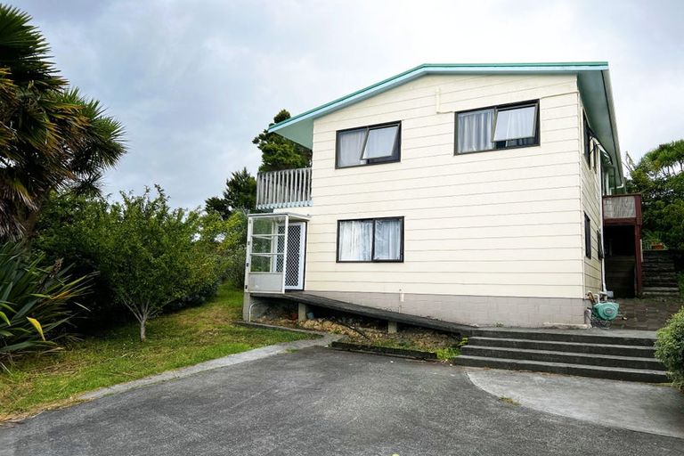 Photo of property in 17a Scotstoun Place, Glen Eden, Auckland, 0602