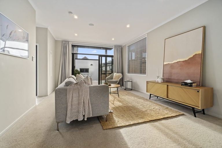 Photo of property in 180 Hobsonville Point Road, Hobsonville, Auckland, 0616