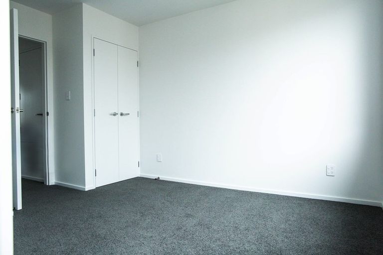 Photo of property in 2d Cook Street, Karori, Wellington, 6012