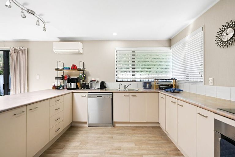 Photo of property in 26 Bouverie Crescent, Flagstaff, Hamilton, 3210