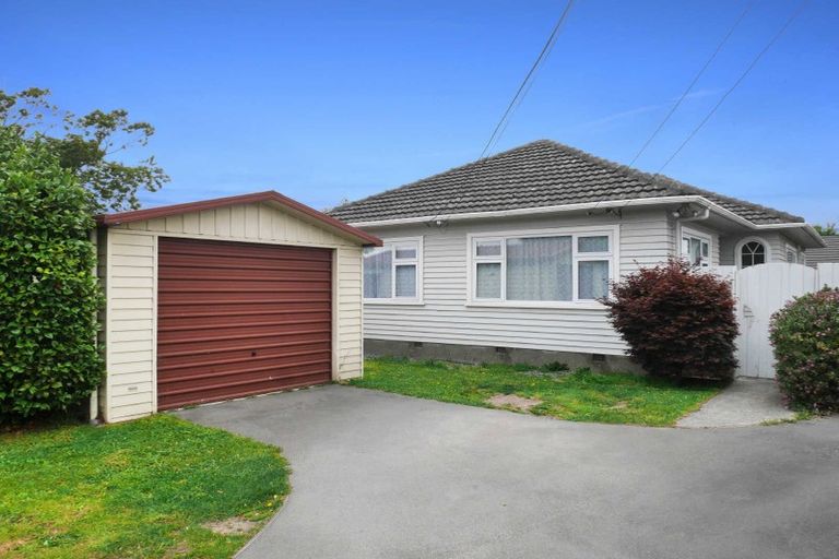 Photo of property in 35 Hillier Place, Spreydon, Christchurch, 8024