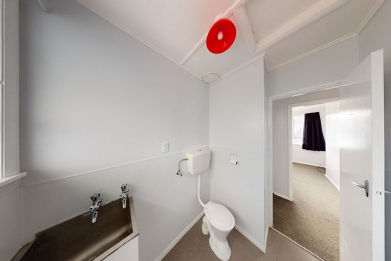 Photo of property in 111 Puriri Street, Gonville, Whanganui, 4501