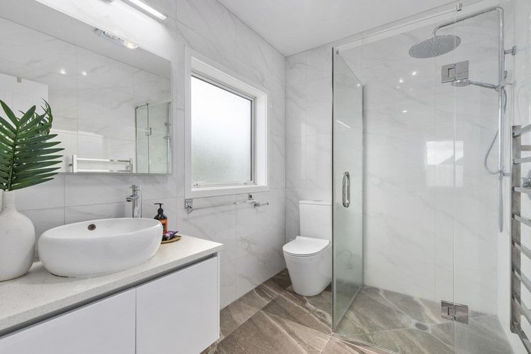 Photo of property in 1 Mataroa Crescent, Flagstaff, Hamilton, 3210