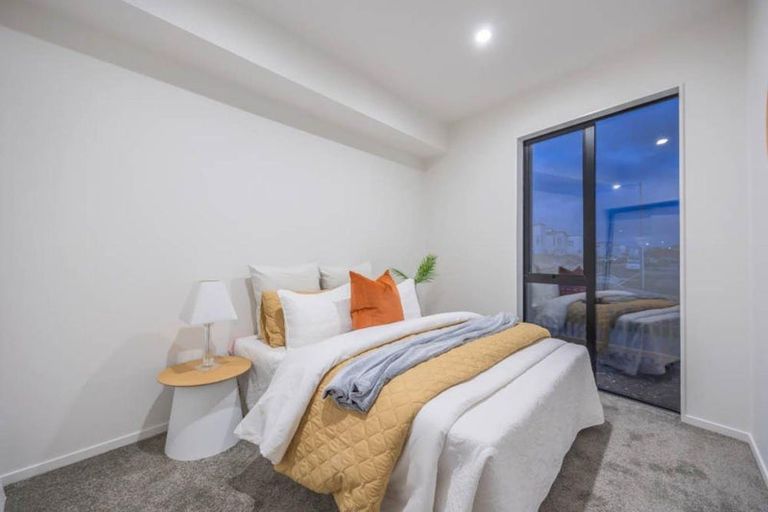 Photo of property in 64 Minhas Road, Papakura, 2110