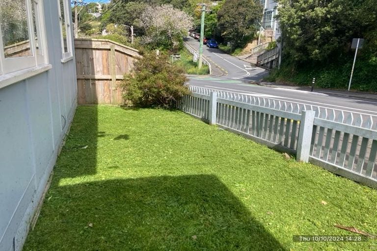 Photo of property in 174 Aro Street, Aro Valley, Wellington, 6021