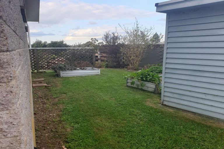 Photo of property in 10 Kaiwaka Road, Waiuku, 2123