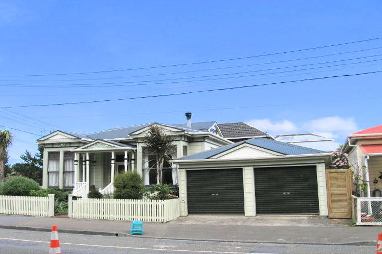 Photo of property in 162u3 Russell Terrace, Berhampore, Wellington, 6023