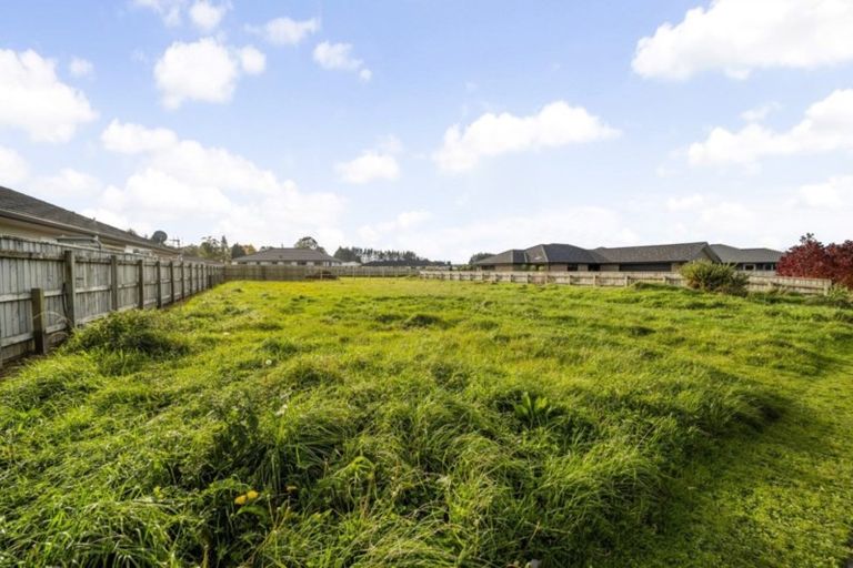 Photo of property in 10 Mercade Close, Stratford, 4332