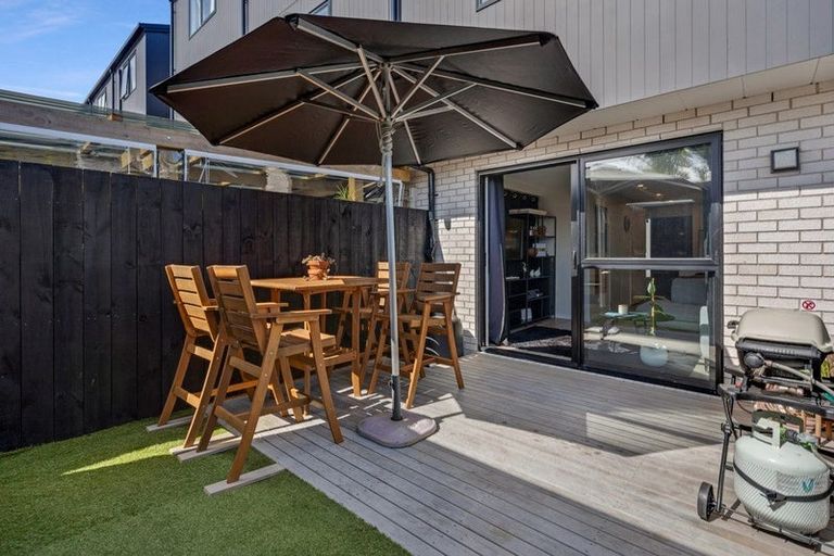 Photo of property in 59 Ivy Nola Way, Henderson, Auckland, 0612