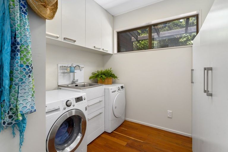 Photo of property in 7 Maungakotukutuku Road, Paraparaumu, 5032